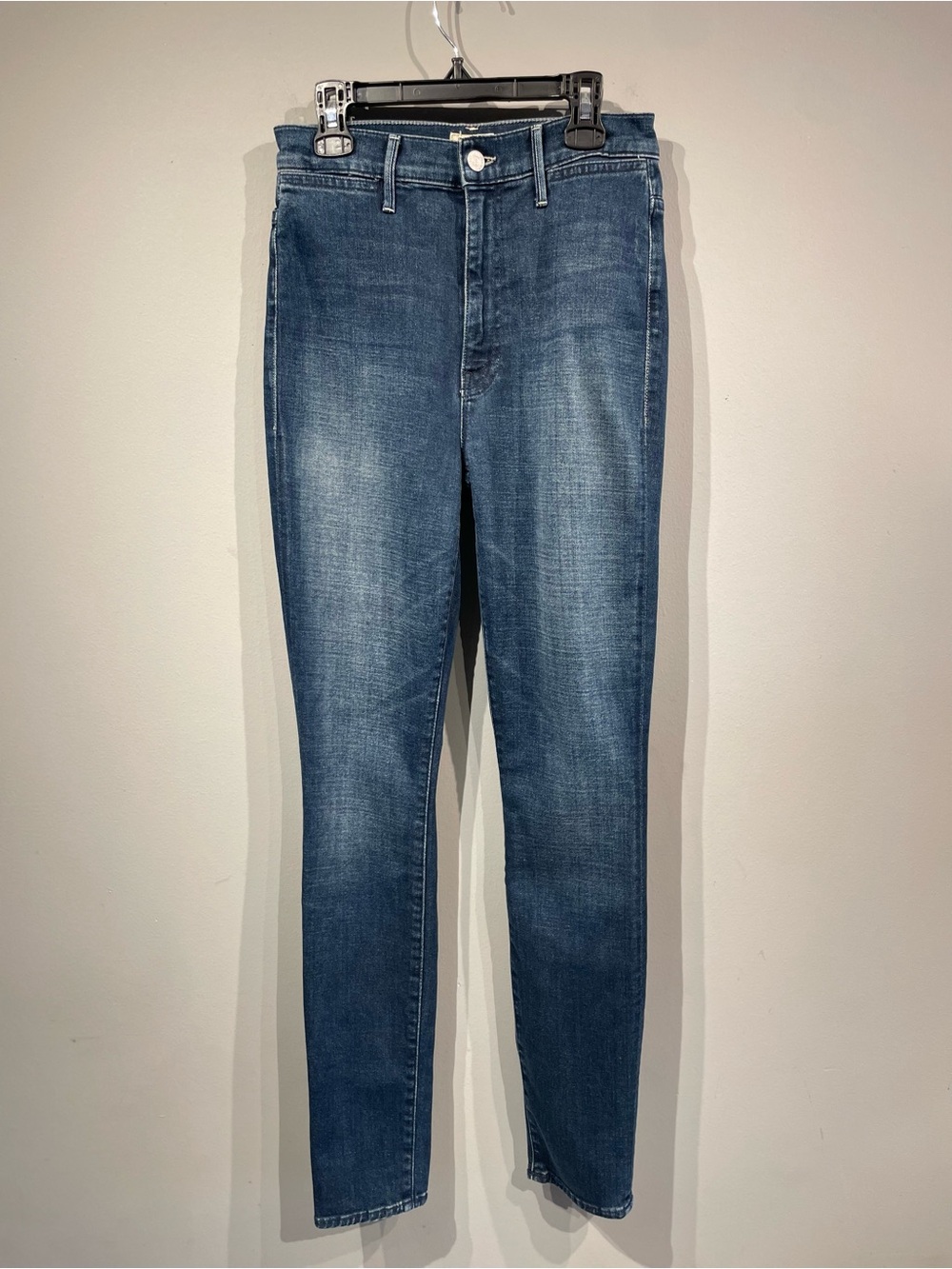 MOTHER Skinny High-Rise Jeans in Medium Blue Wash